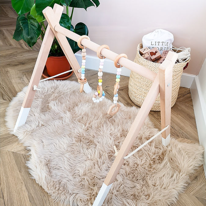 Houten montessori babygym kind 0-2 jaar