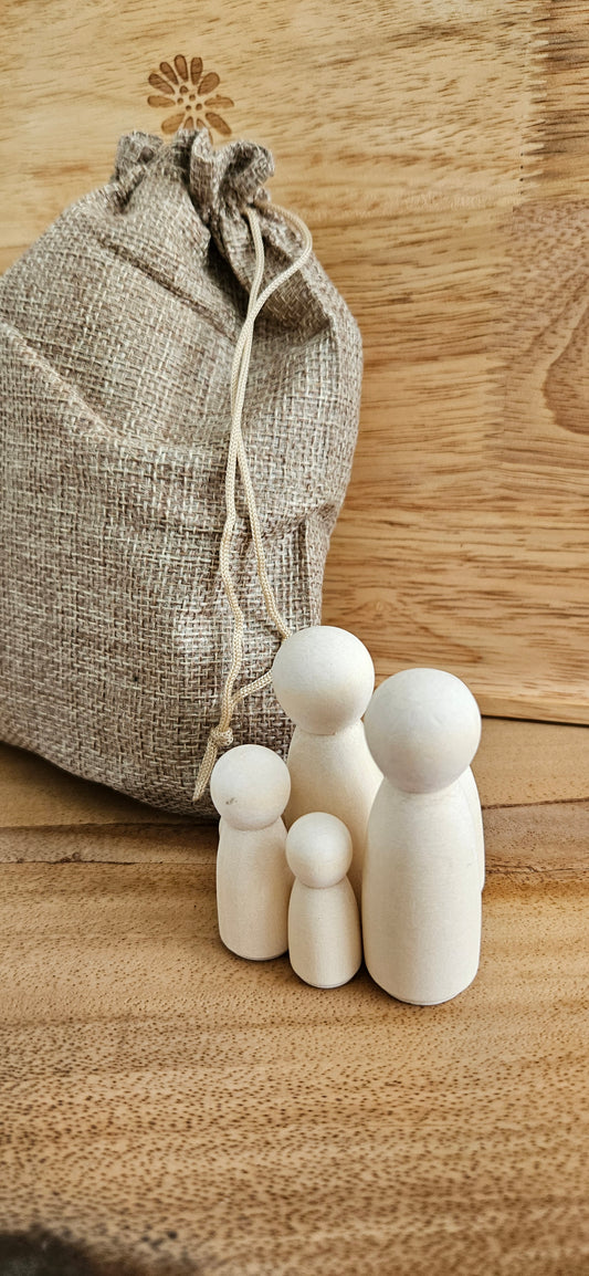 Houten poppetjes 25 stuks 2-4 jaar- loose parts